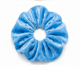 Scrunchie Azul Cielo Pastel | Baby Blue Terciopelo